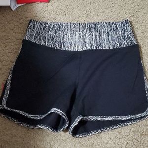 Mineral shorts
